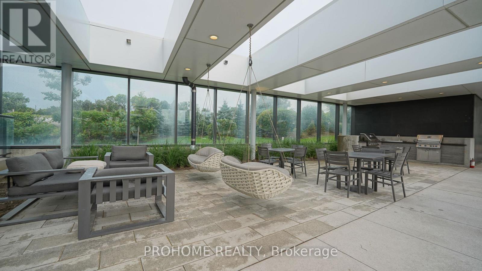 #111 27 MCMAHON DRIVE - Image 36