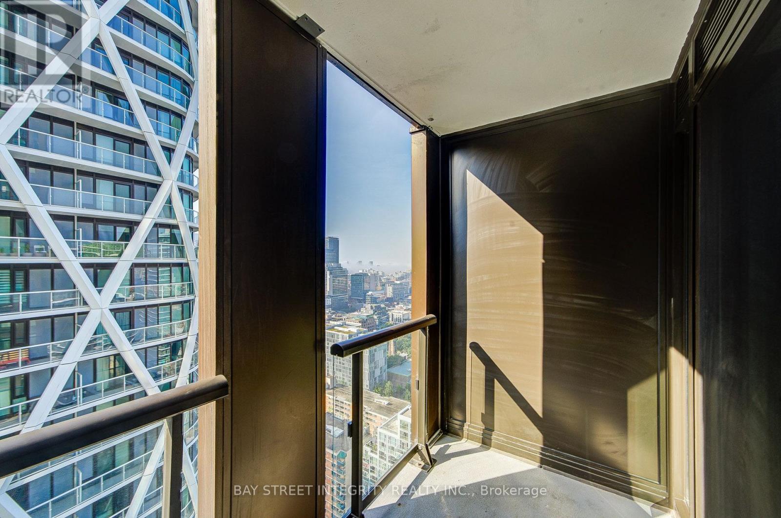#2907 238 SIMCOE STREET - 31