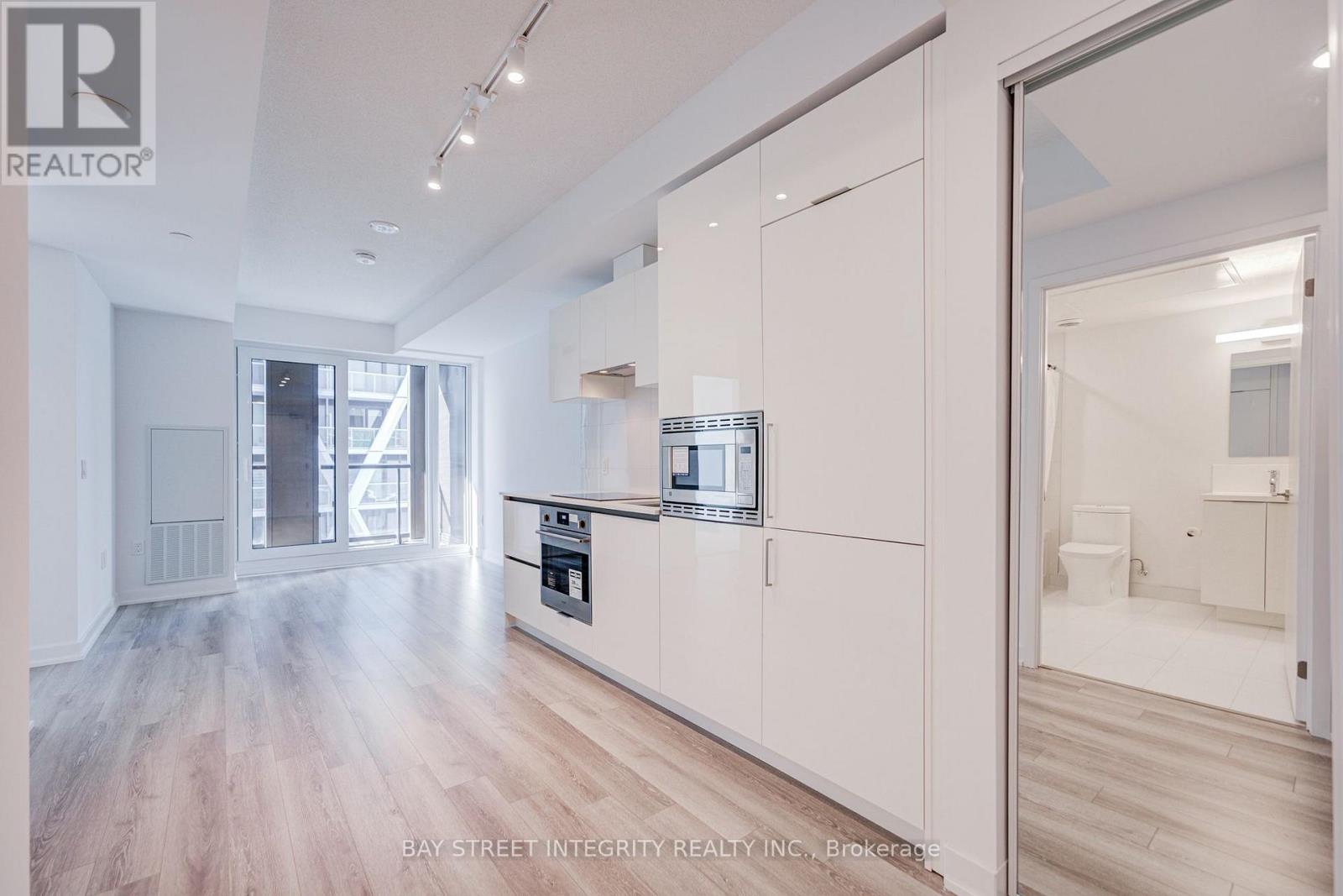 #2907 238 SIMCOE STREET - 9