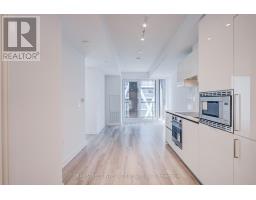 2907 - 238 Simcoe Street, Toronto, ON M5T0E2 Photo 8
