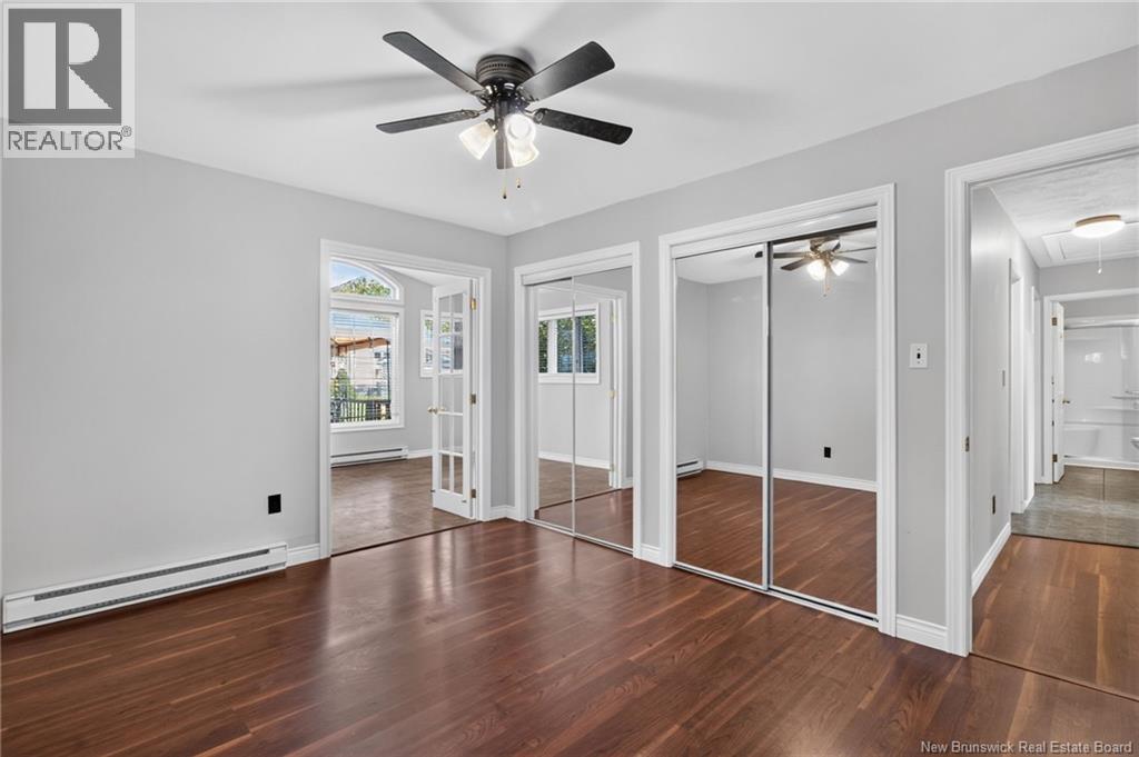 51 Weyburn - Image 17