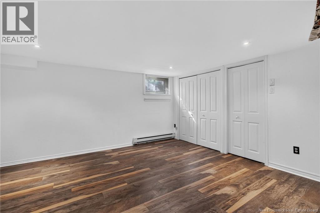 51 Weyburn - Image 25