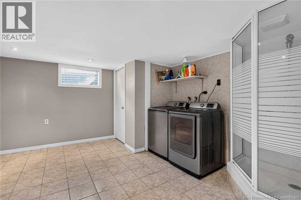 51 Weyburn - Image 30