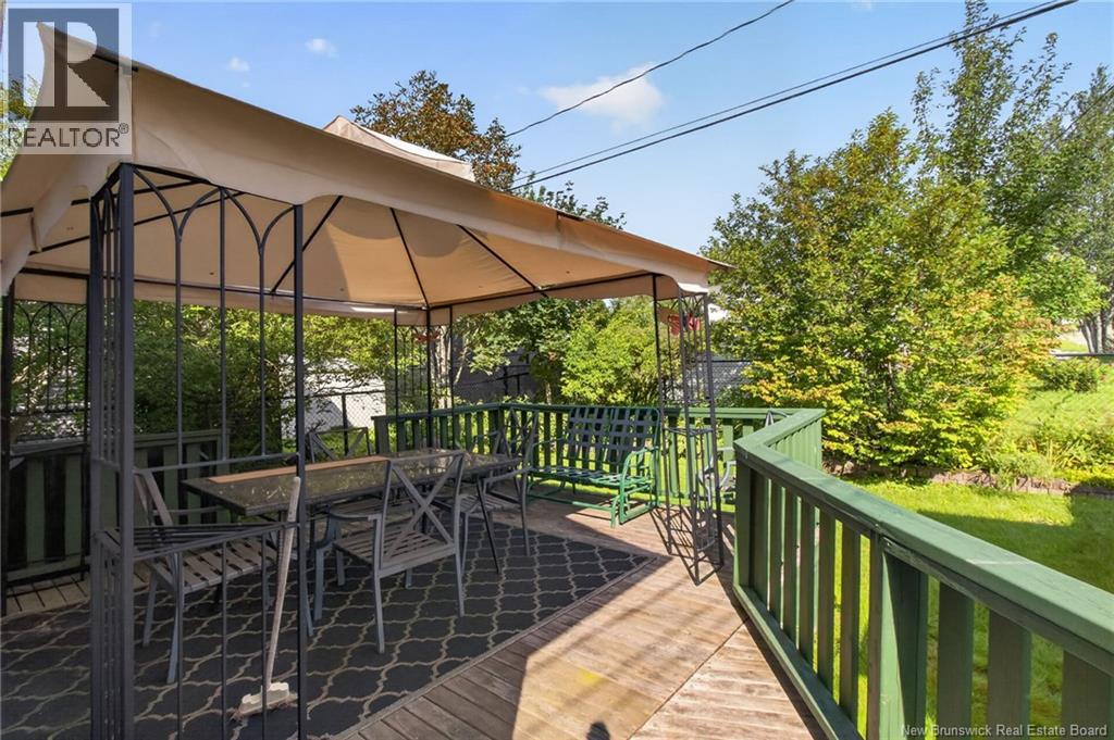 51 Weyburn - Image 35