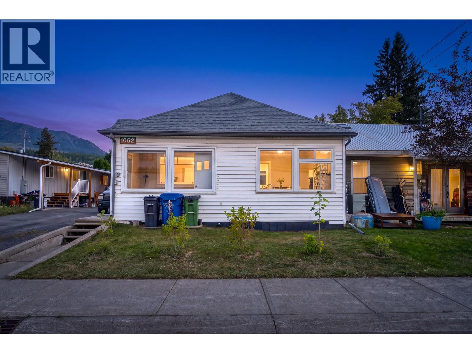 1052 6TH Avenue - Image 40