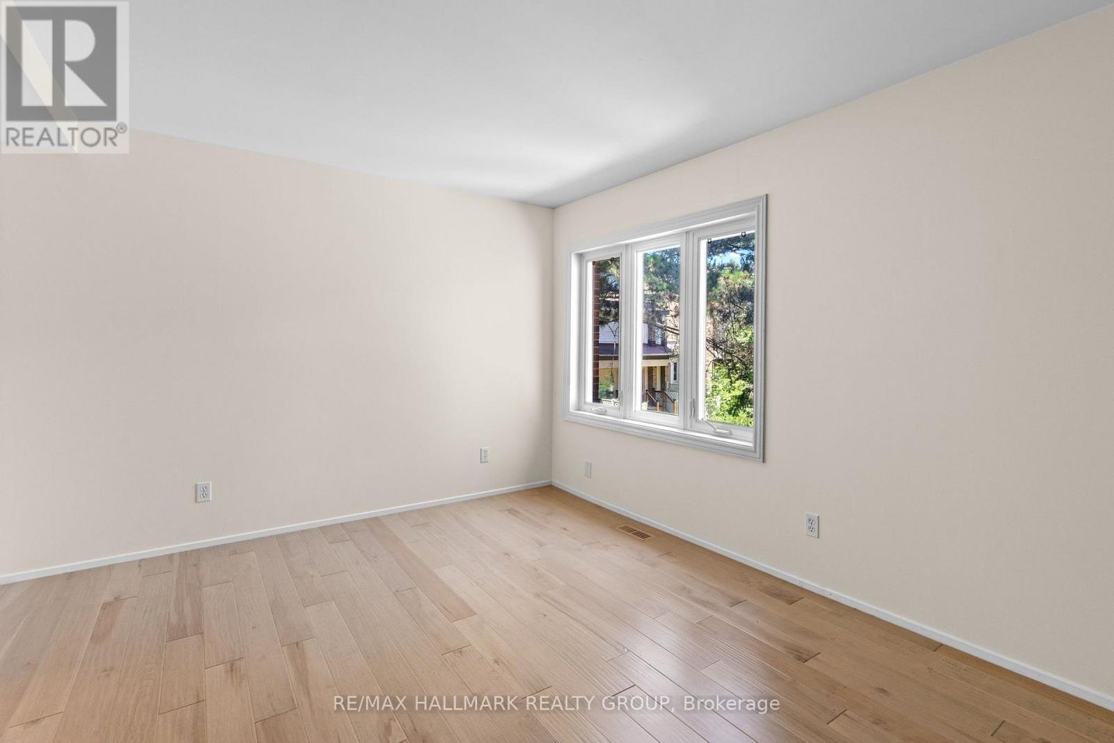 #59 110 HAVELOCK STREET - Image 19