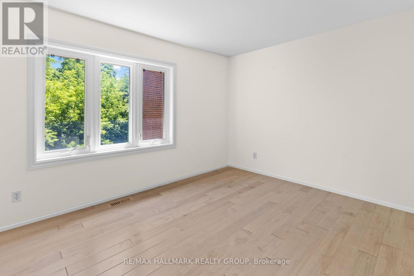 #59 110 HAVELOCK STREET - Image 25