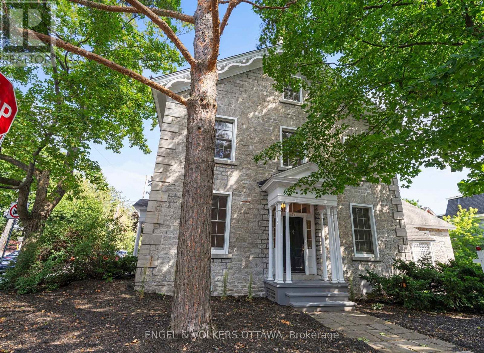 71 THOMAS STREET - 2