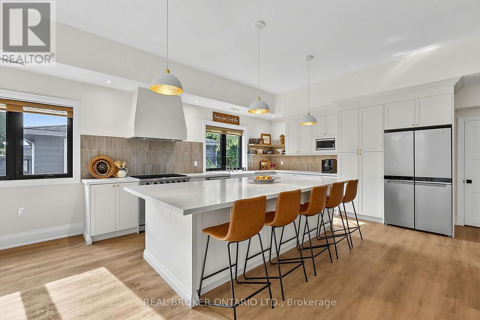 17 MILL STREET, East Gwillimbury (Mt Albert) — photo 9