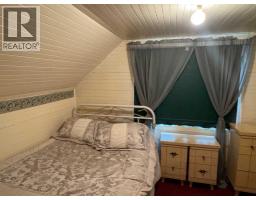 61 Mackenzie Avenue, Hughenden, AB T0B2E0 Photo 11