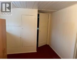 61 Mackenzie Avenue, Hughenden, AB T0B2E0 Photo 16