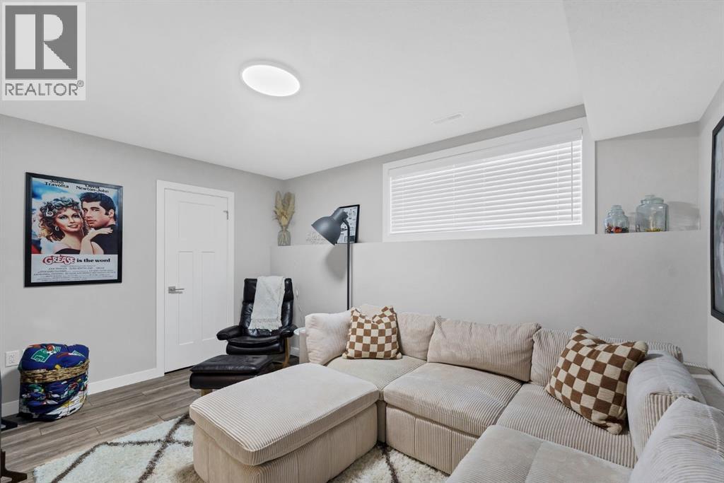 122 Somerside Road SE - 34