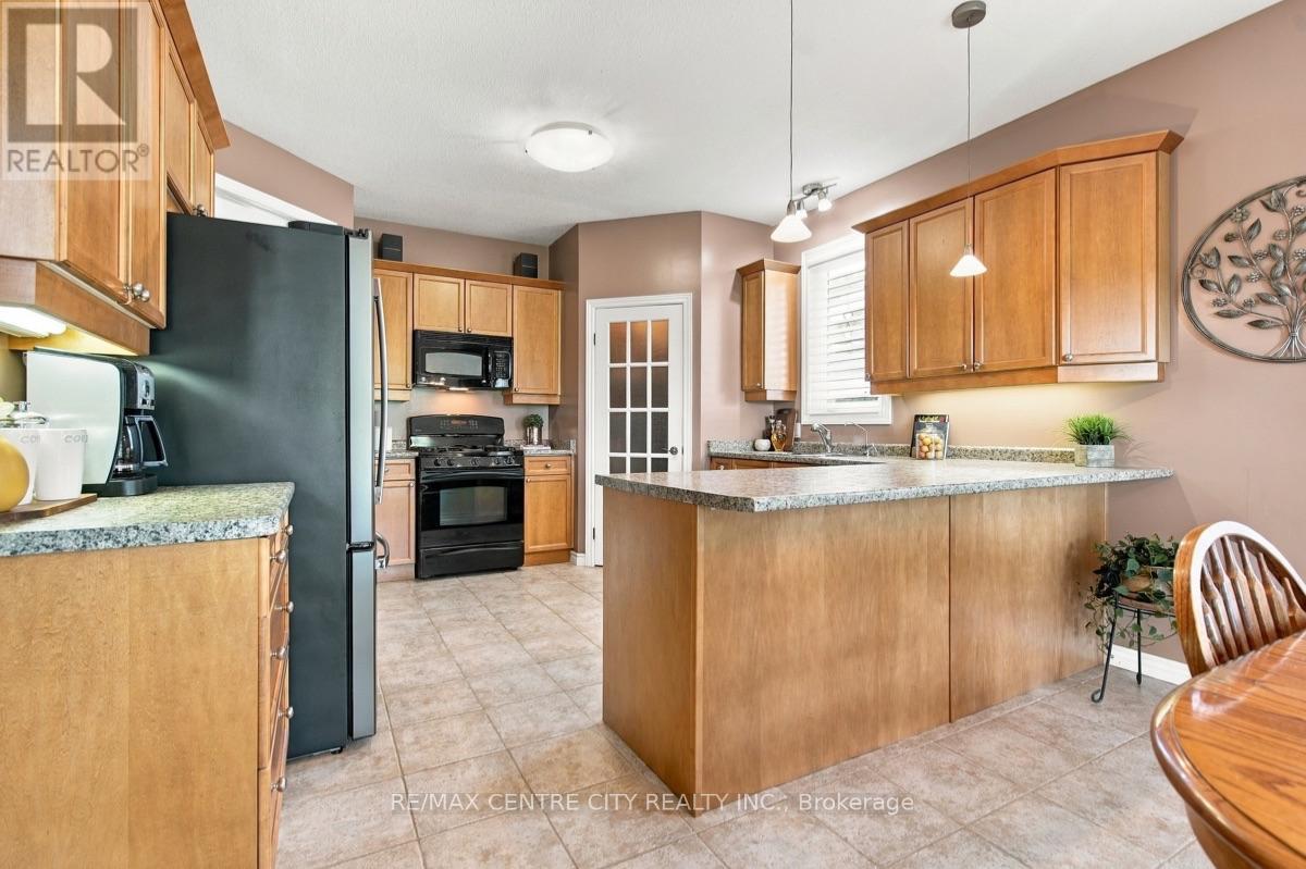 68 WILLOW RIDGE ROAD - 13