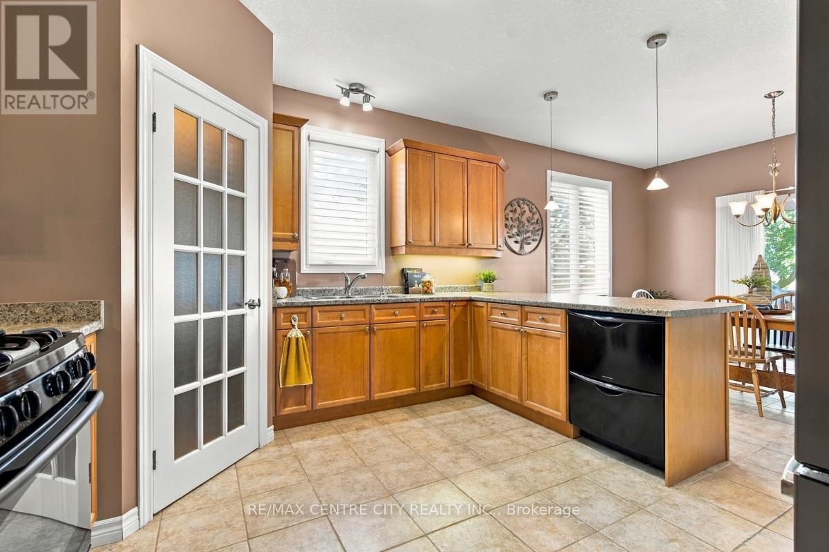 68 WILLOW RIDGE ROAD - 16