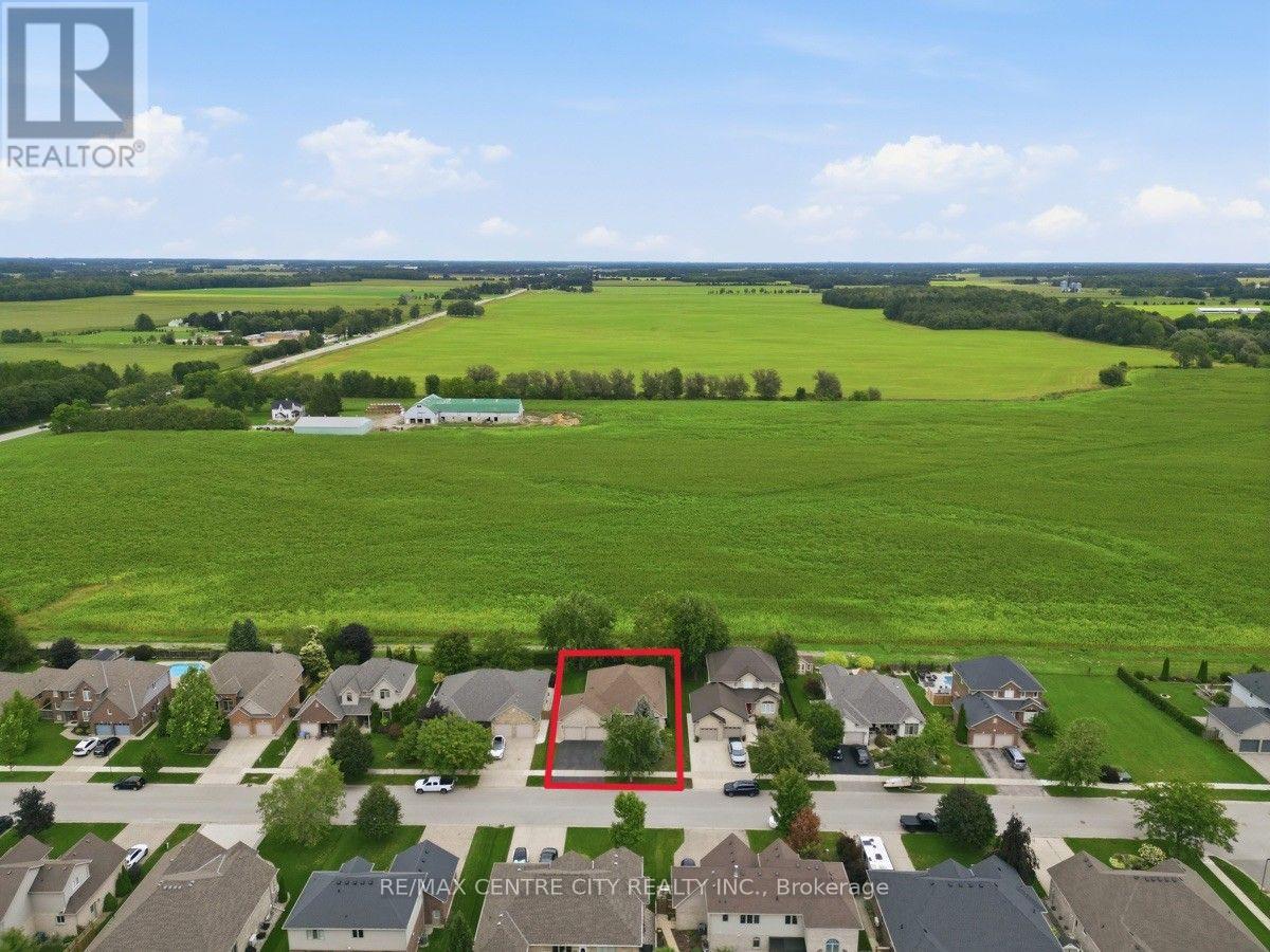 68 WILLOW RIDGE ROAD - 2