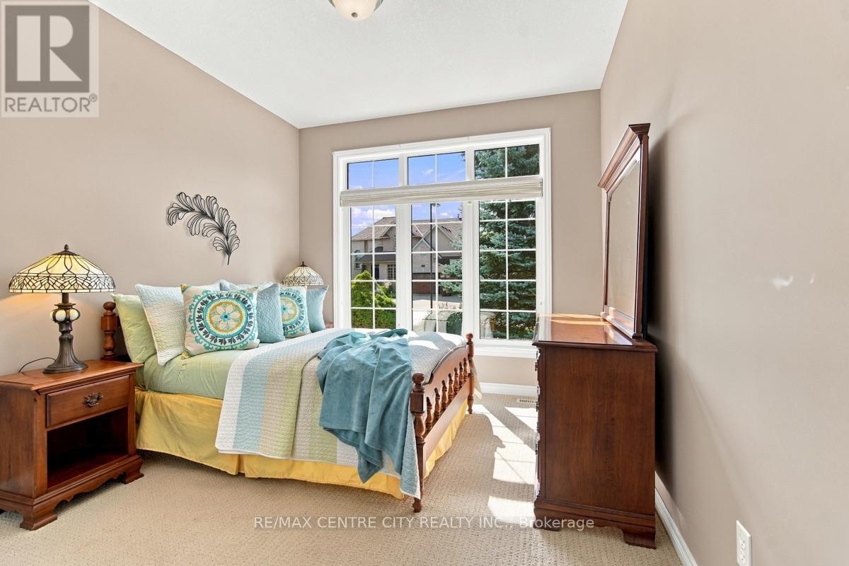 68 WILLOW RIDGE ROAD - 21