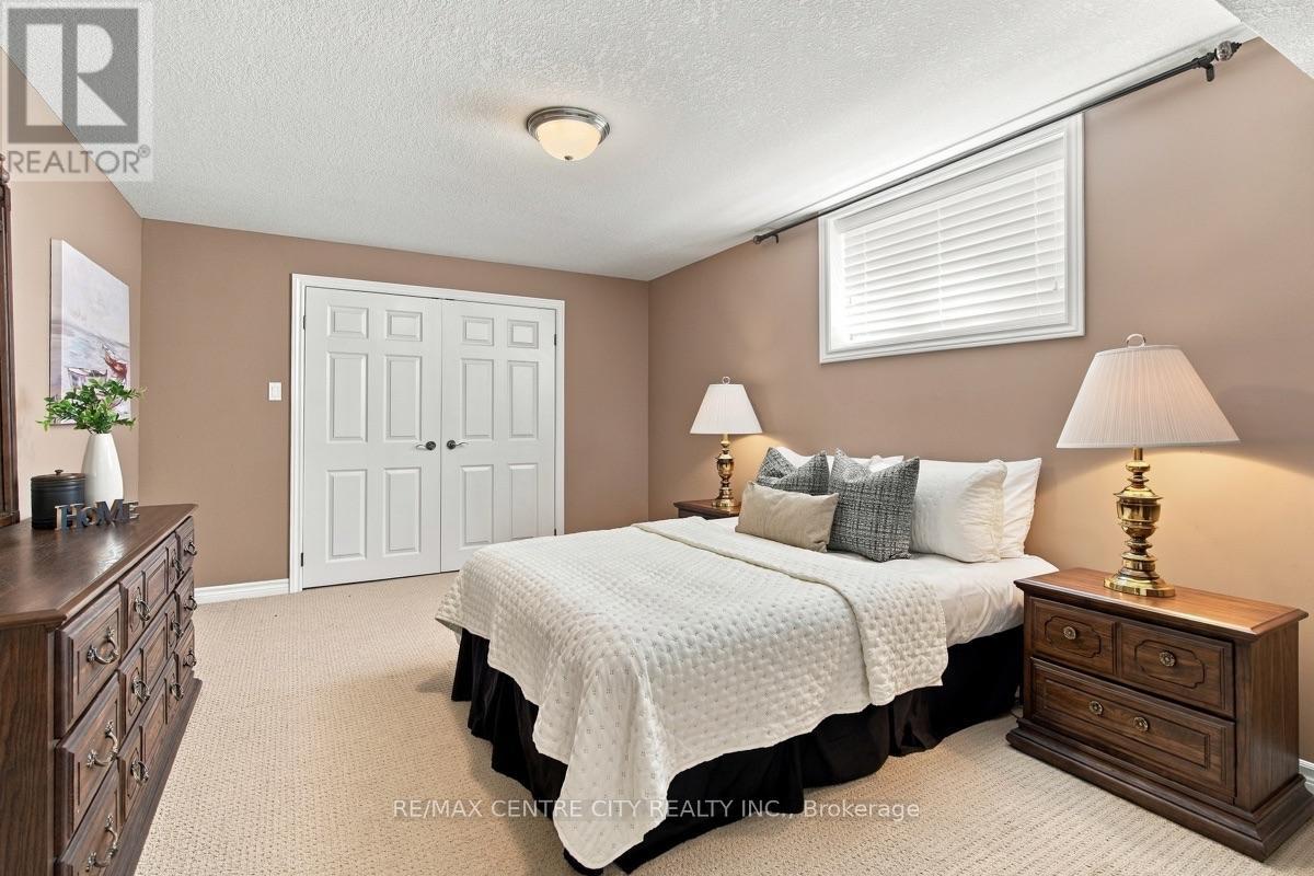 68 WILLOW RIDGE ROAD - 25