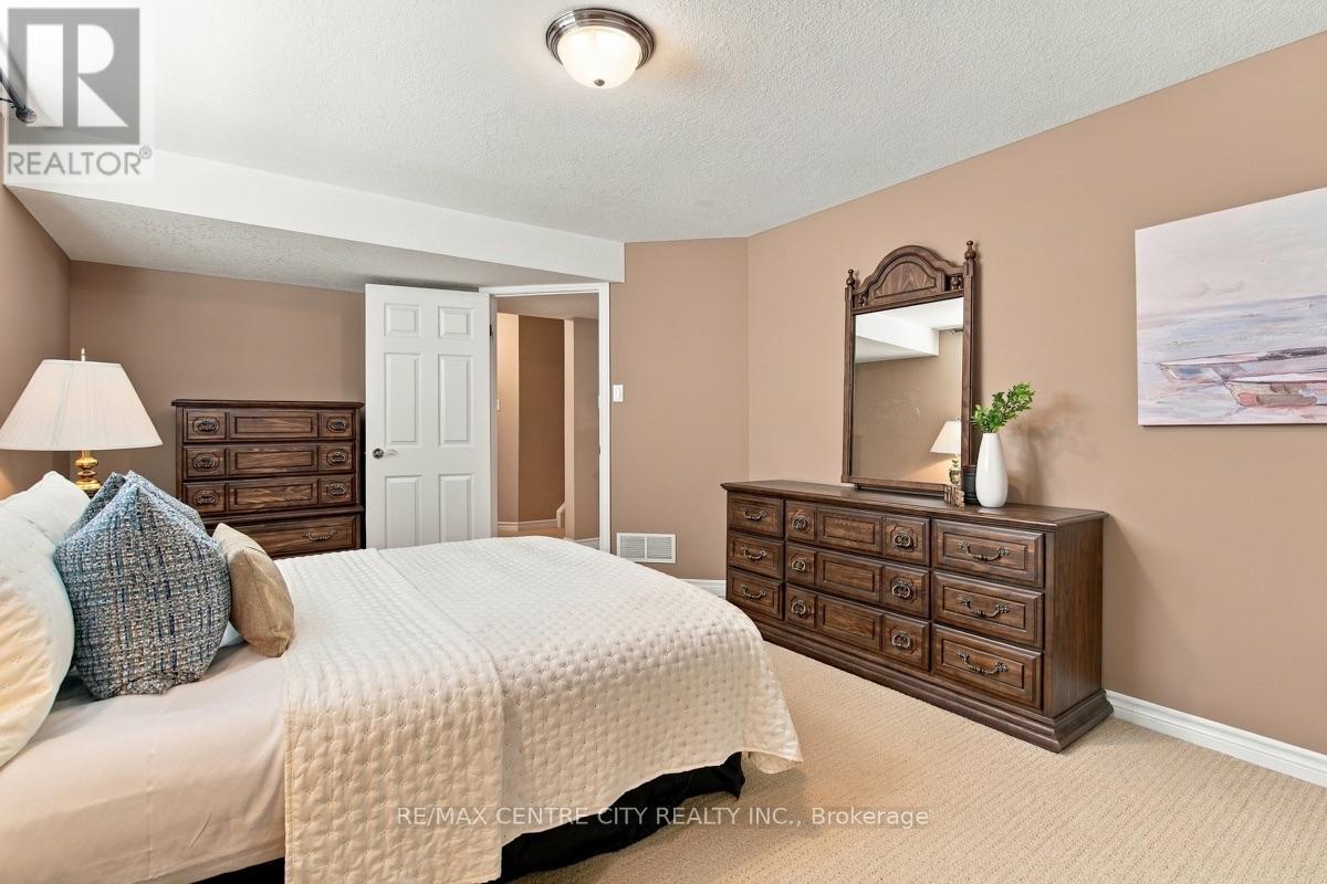 68 WILLOW RIDGE ROAD - 27