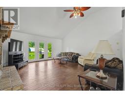 23706 Gray Line, West Elgin, ON N0L2C0 Photo 17