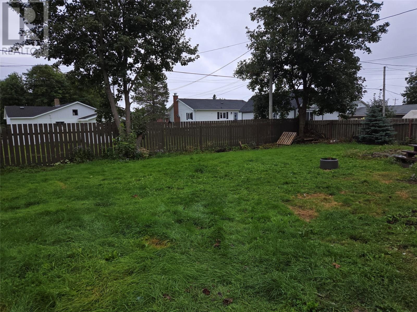 18 Crescent Street, Stephenville — photo 3