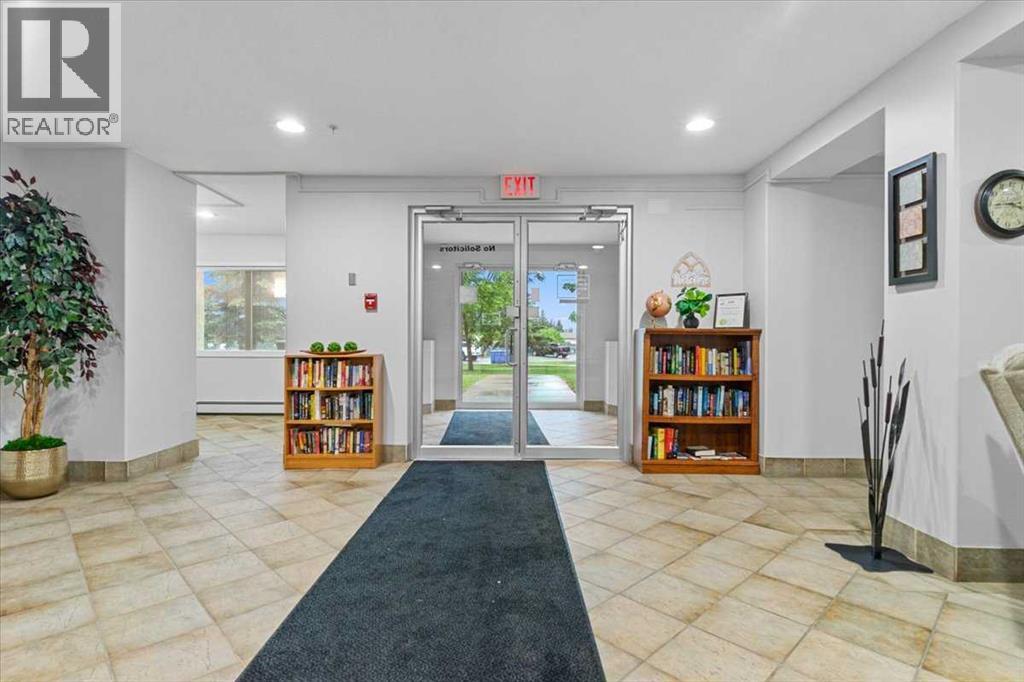 #212 9111 104 Avenue - 25