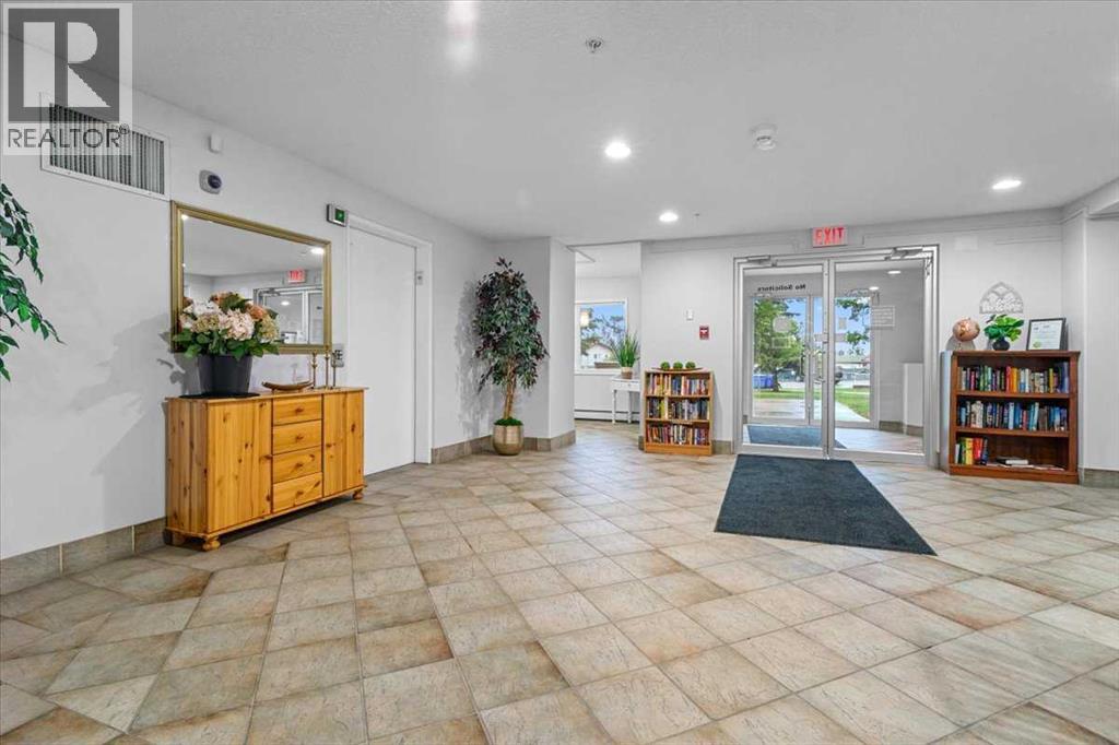 #212 9111 104 Avenue - 28