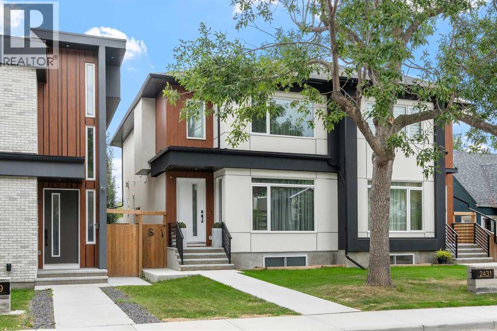 2431 6 Avenue NW, West Hillhurst, Calgary photo 1