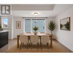 216 - 581 Takamose Private, Ottawa, ON K1K4Z4 Photo 11