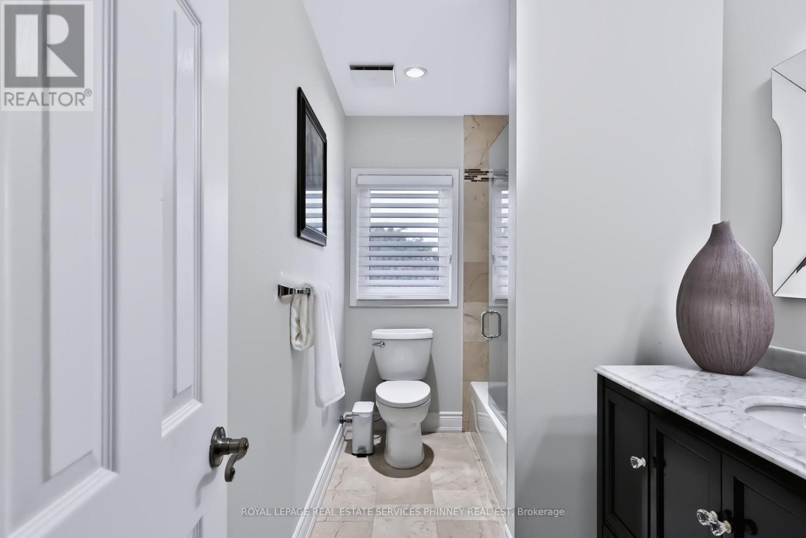 5563 WHITEHORN AVENUE - 30