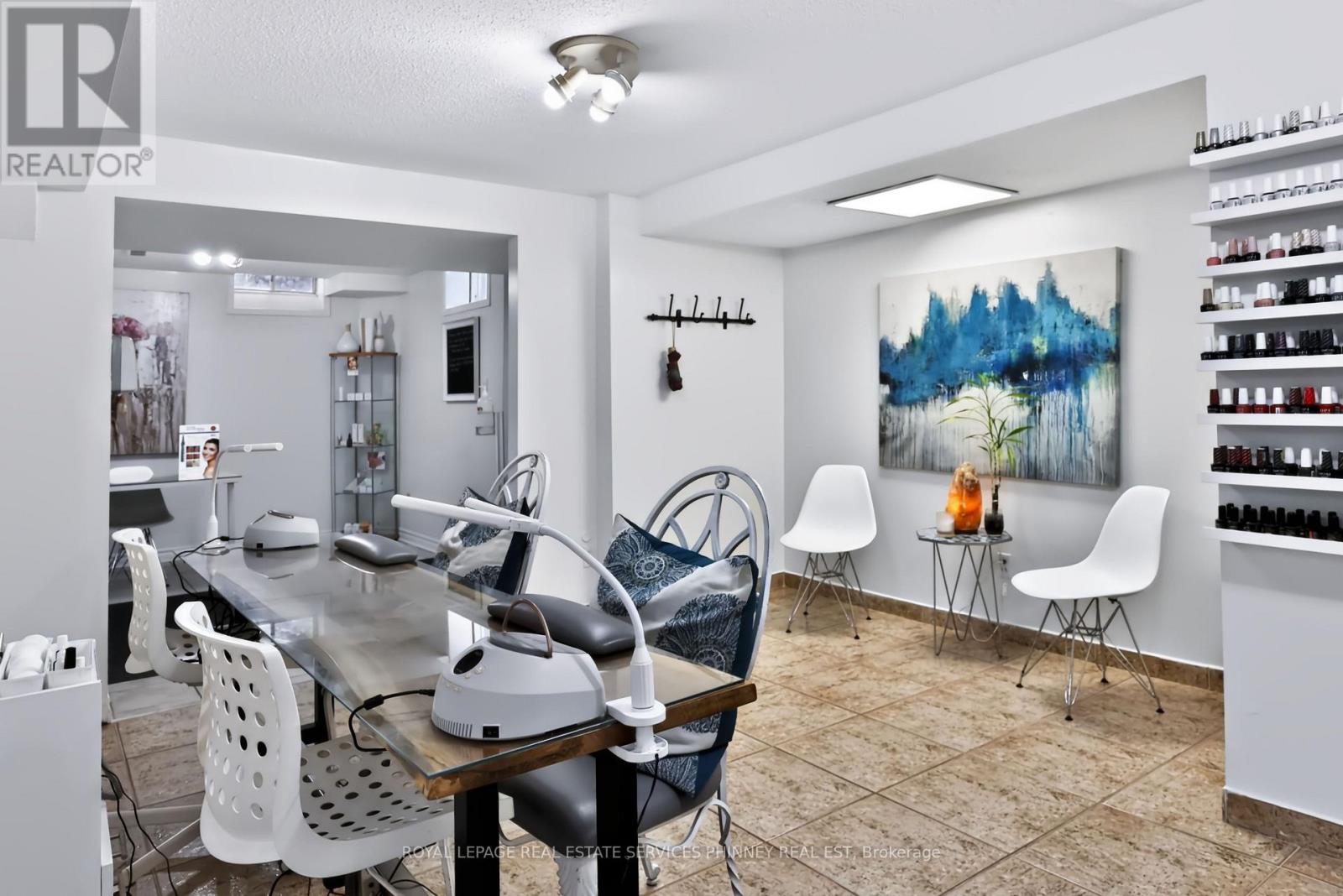 5563 WHITEHORN AVENUE - 32