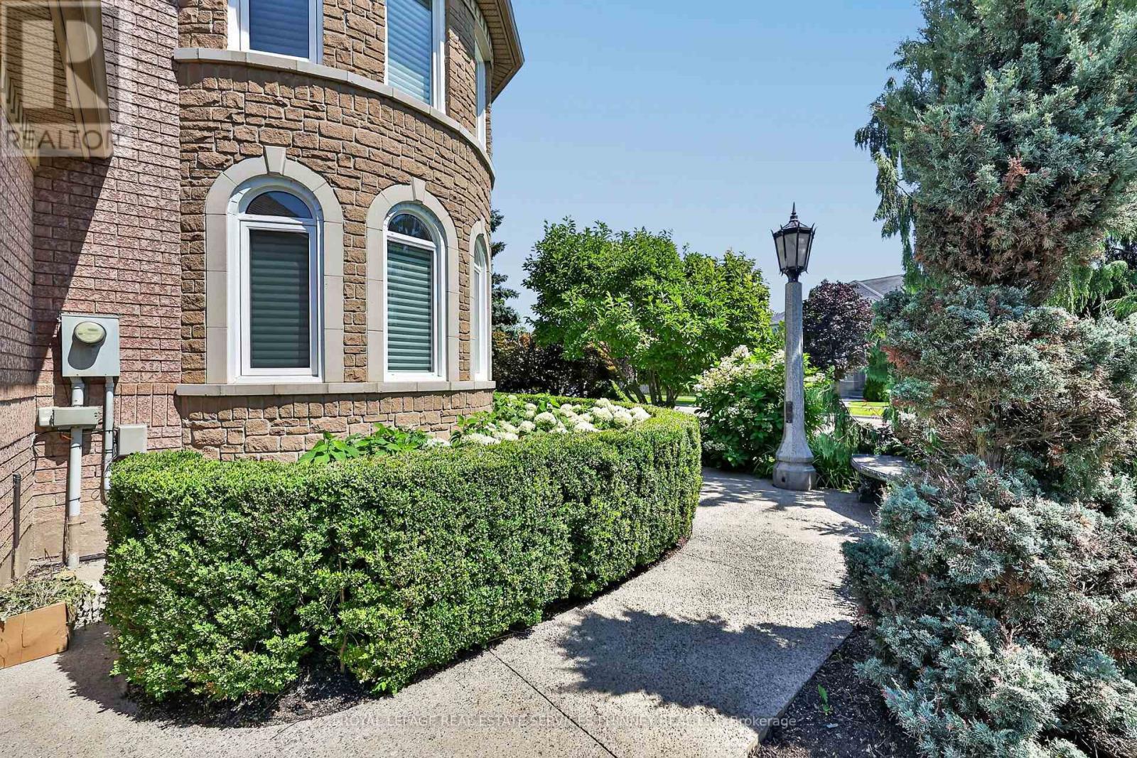 5563 WHITEHORN AVENUE - 4