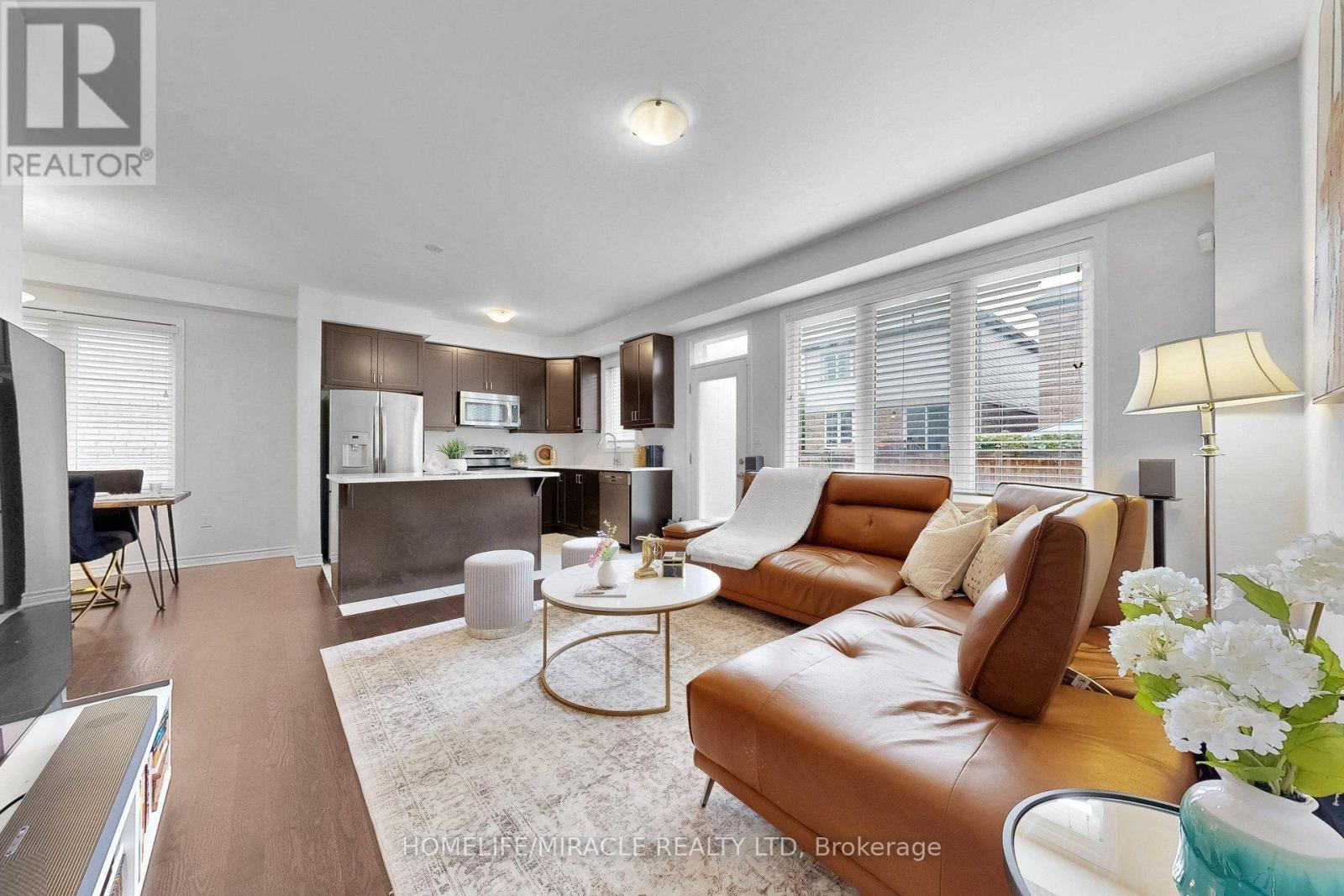 99 LEITERMAN DRIVE - 12