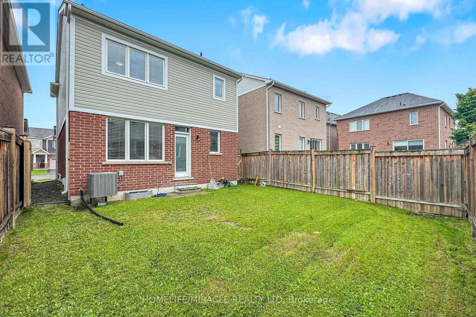 99 LEITERMAN DRIVE - 44