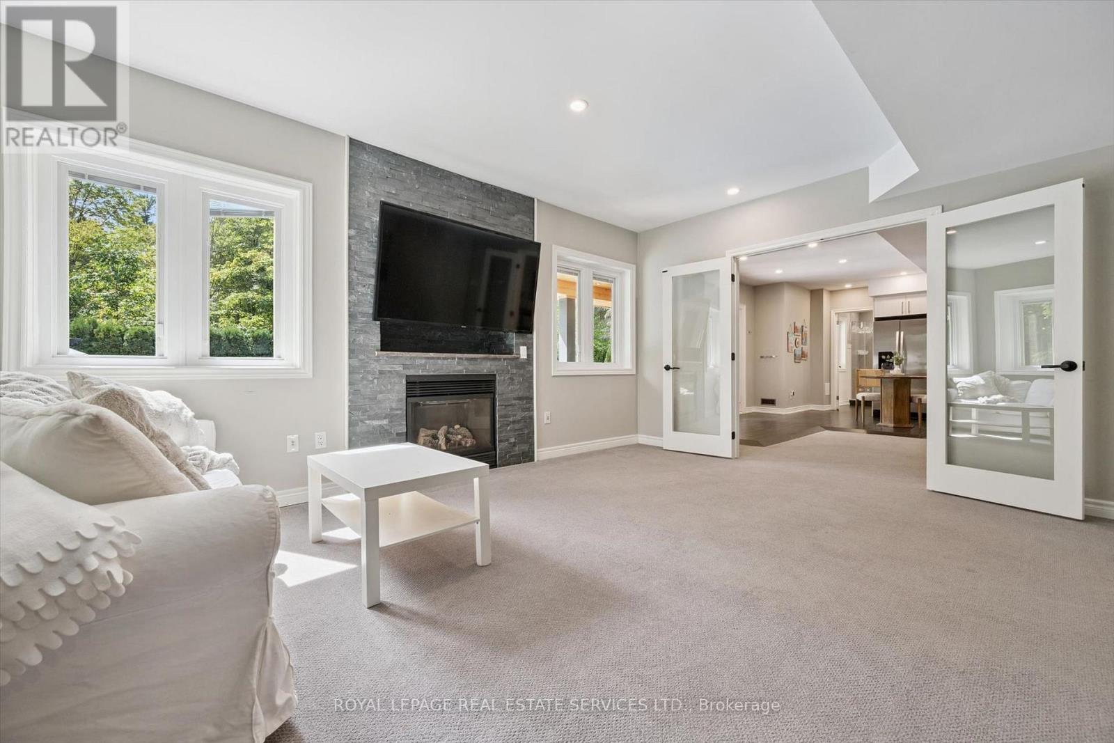 1036 VALLEY CREST CIRCLE - Image 26