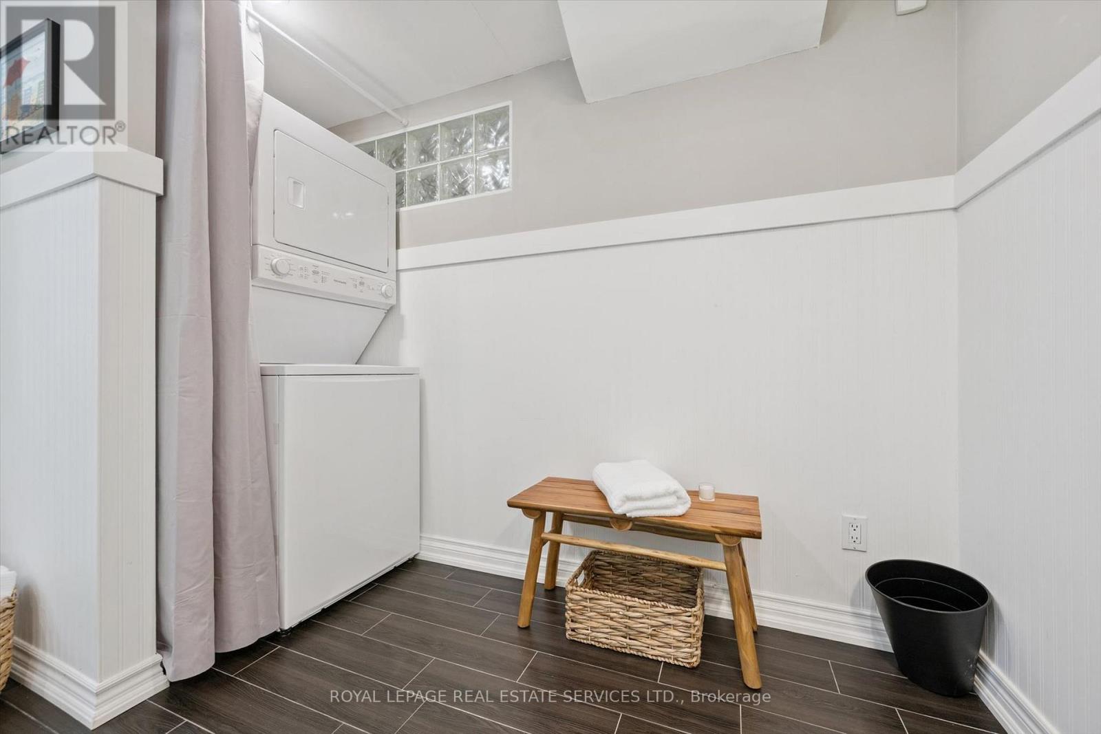 1036 VALLEY CREST CIRCLE - Image 30