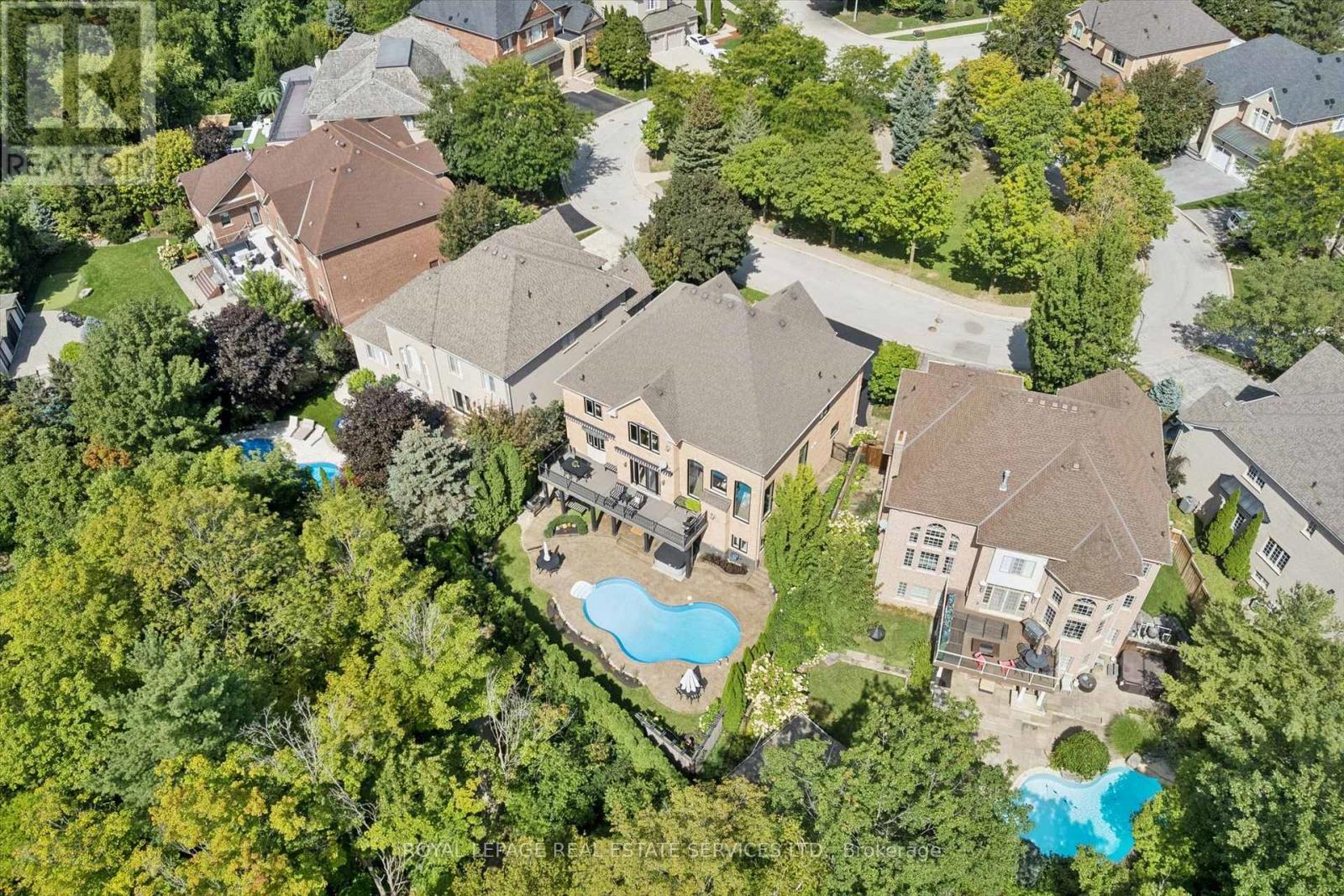 1036 VALLEY CREST CIRCLE - Image 46