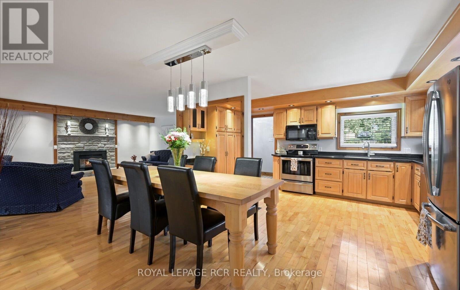 11A YORK STREET - 21