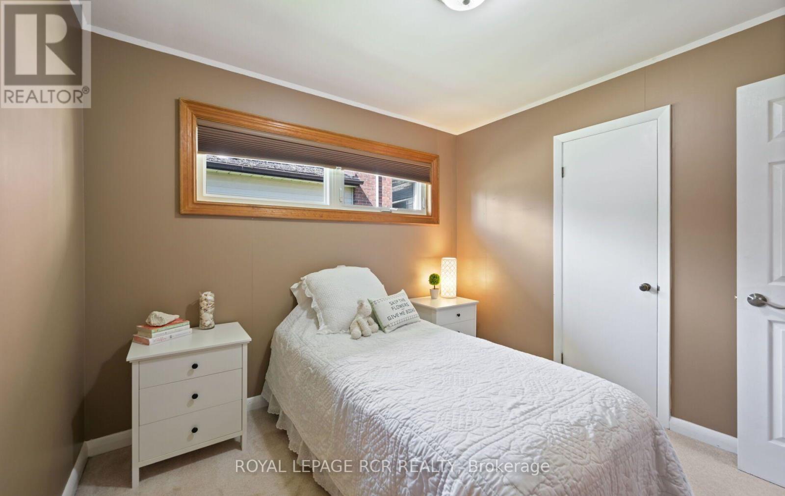11A YORK STREET - 29
