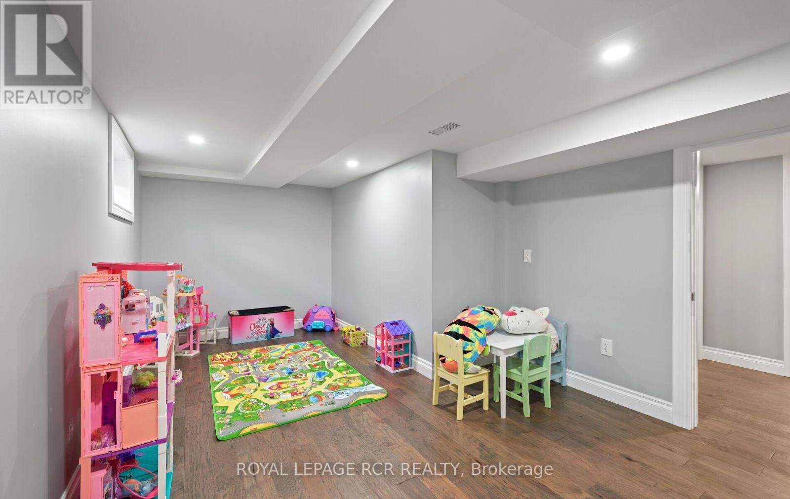 11A YORK STREET - 42