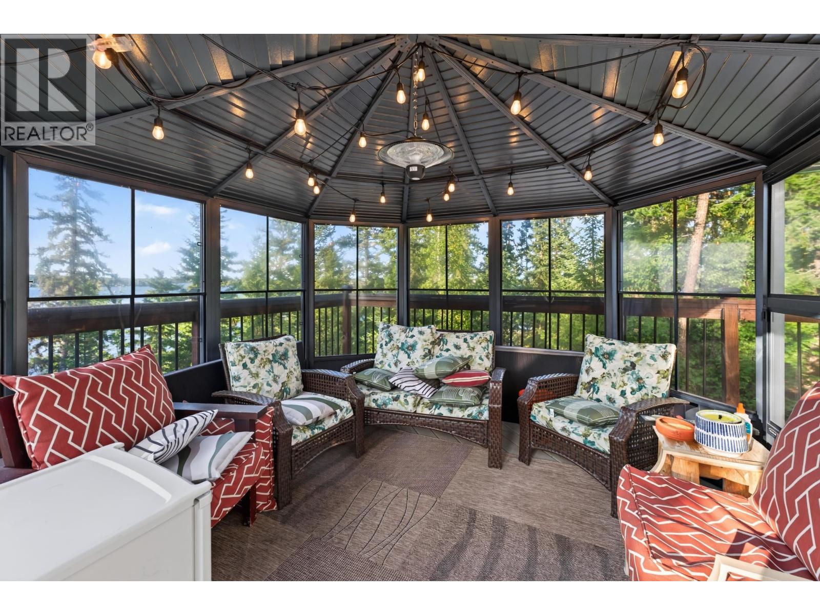 55864 N SOMERSET DRIVE - 25