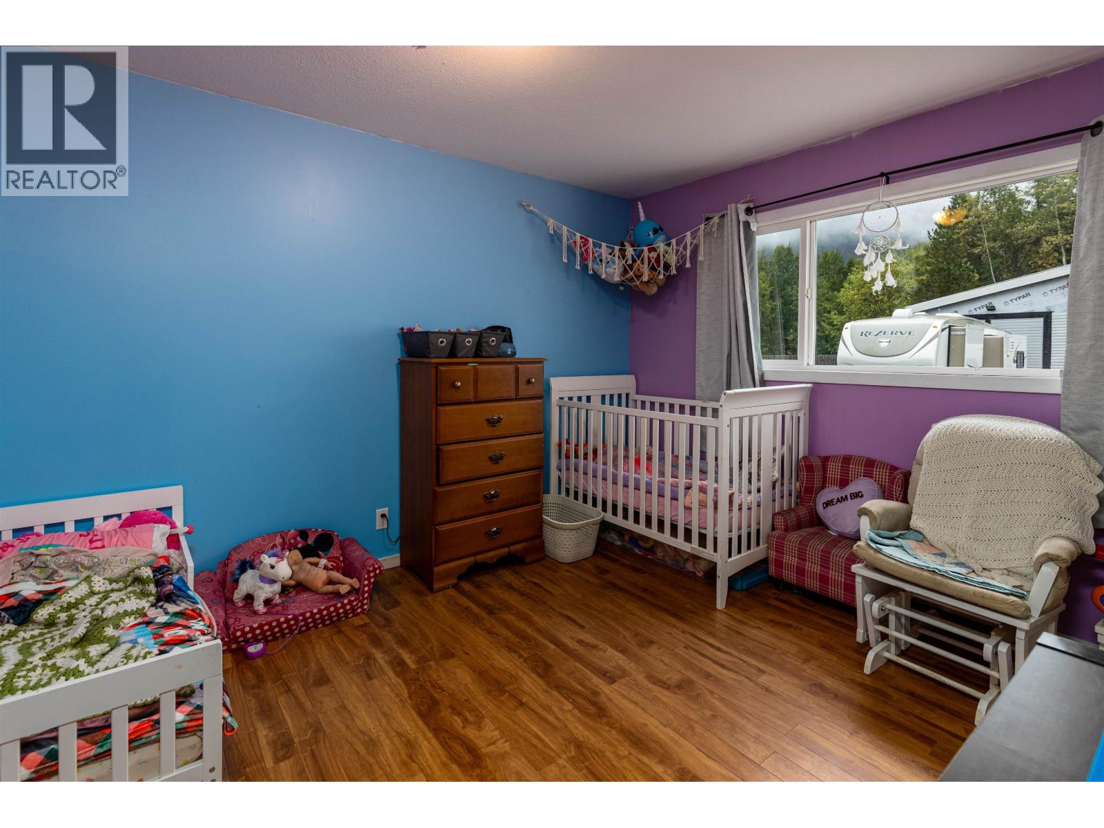 2118 LAUREL STREET - Image 9