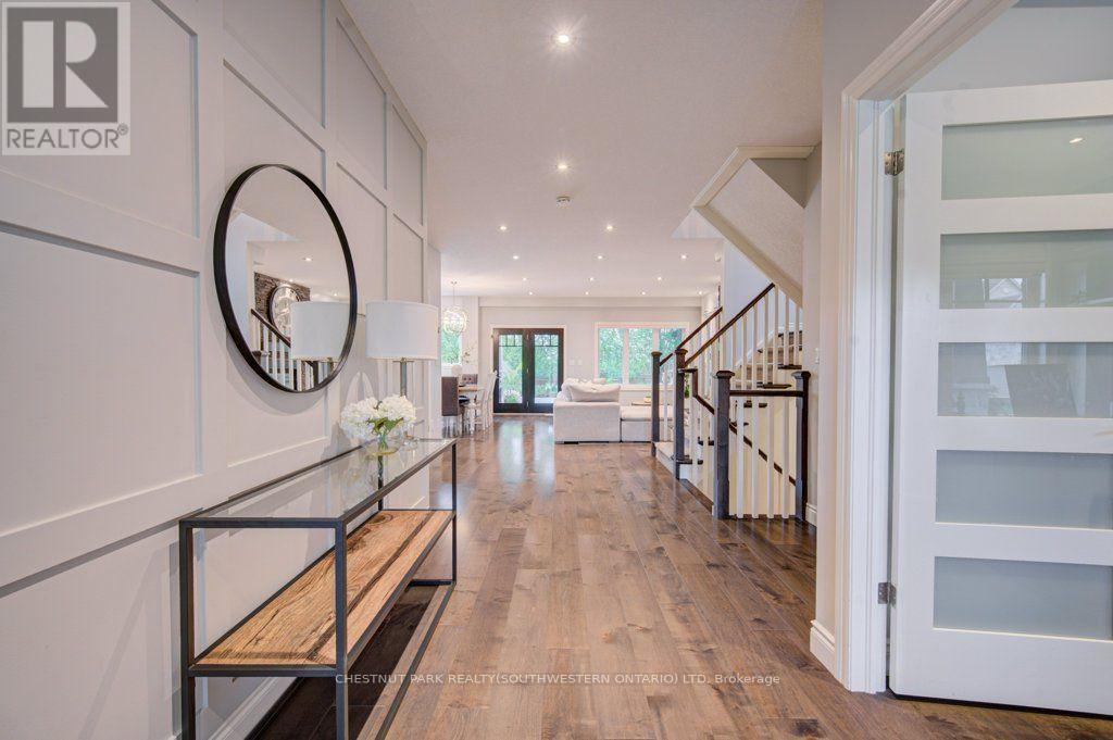 516 PREAKNESS STREET, Waterloo — photo 8