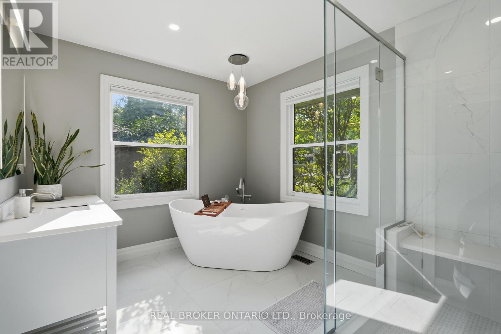 54 MAYFAIR AVENUE - 23