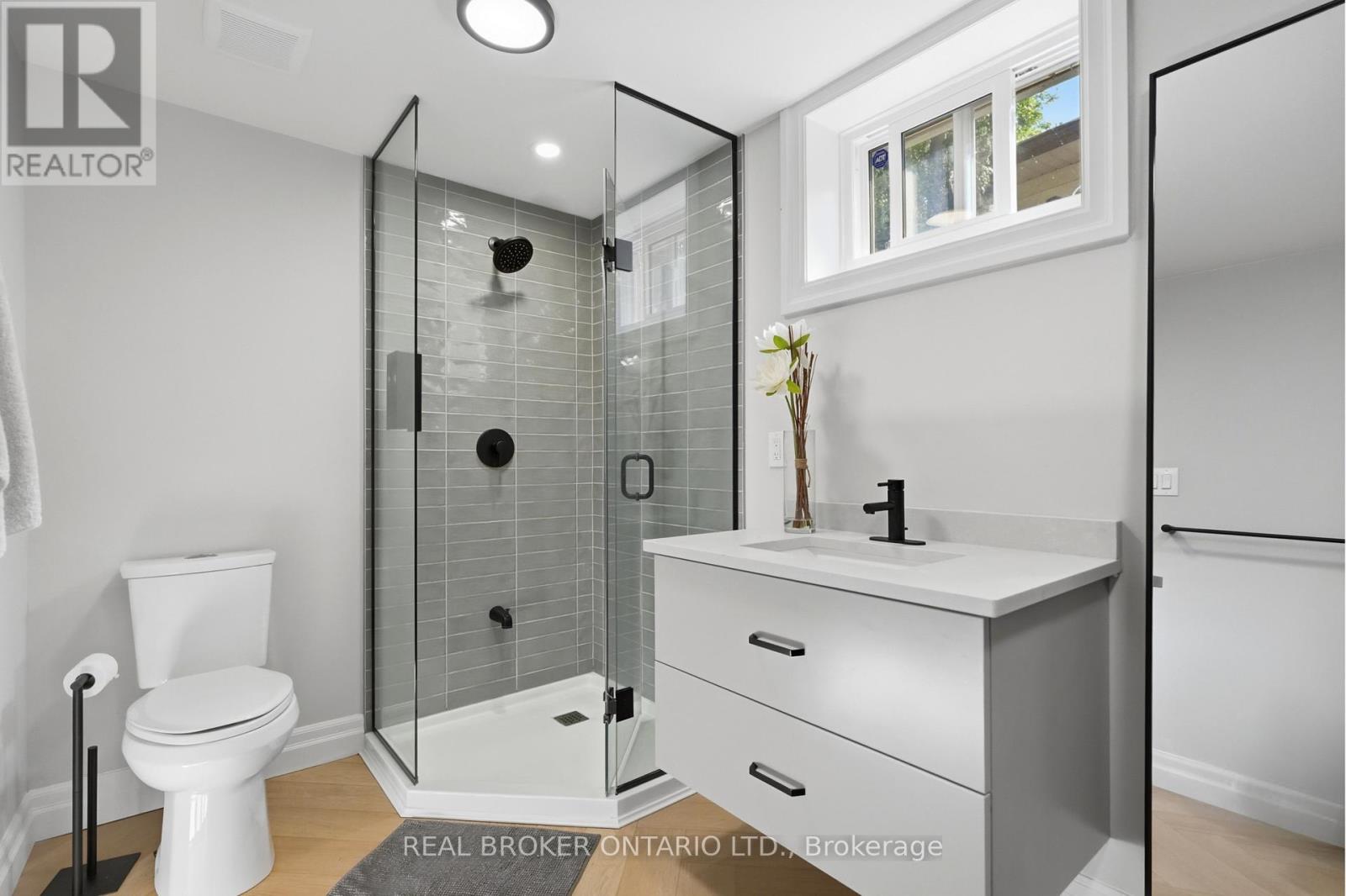 54 MAYFAIR AVENUE - 38