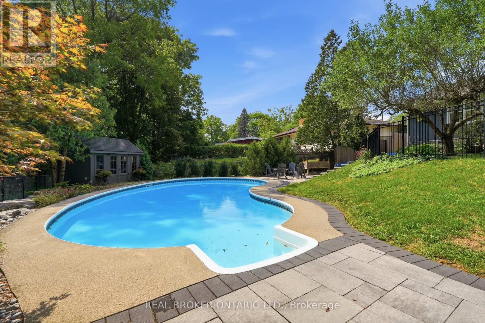 54 MAYFAIR AVENUE - Image 46