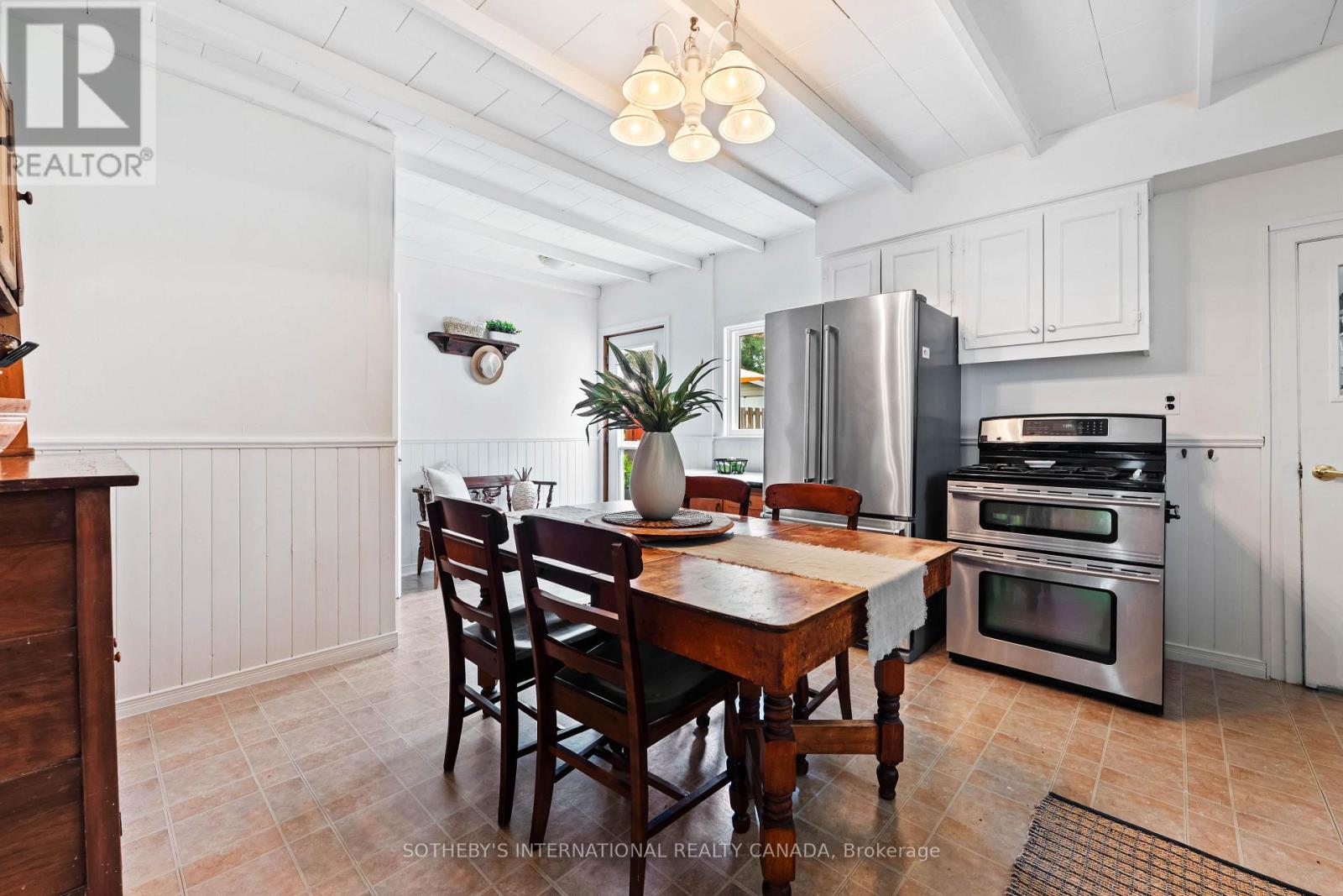 235 SPENCE STREET - 18