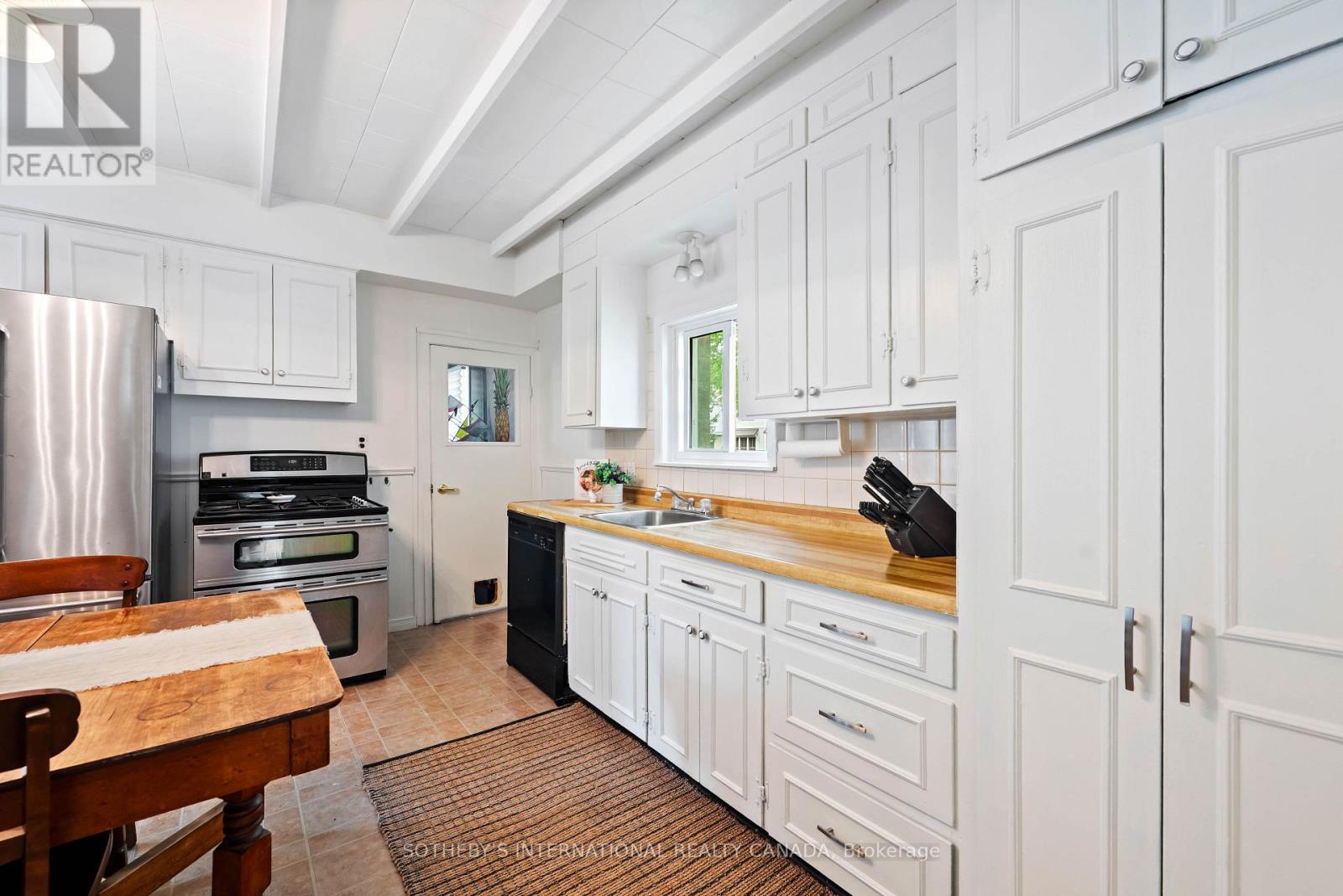 235 SPENCE STREET - 19