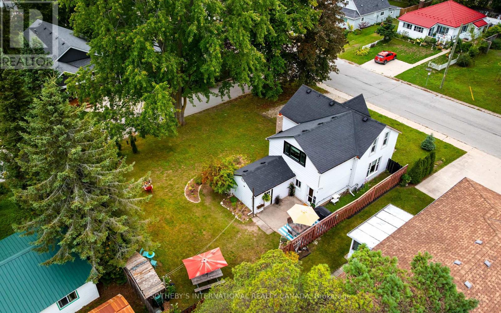 235 SPENCE STREET, Saugeen Shores — photo 2
