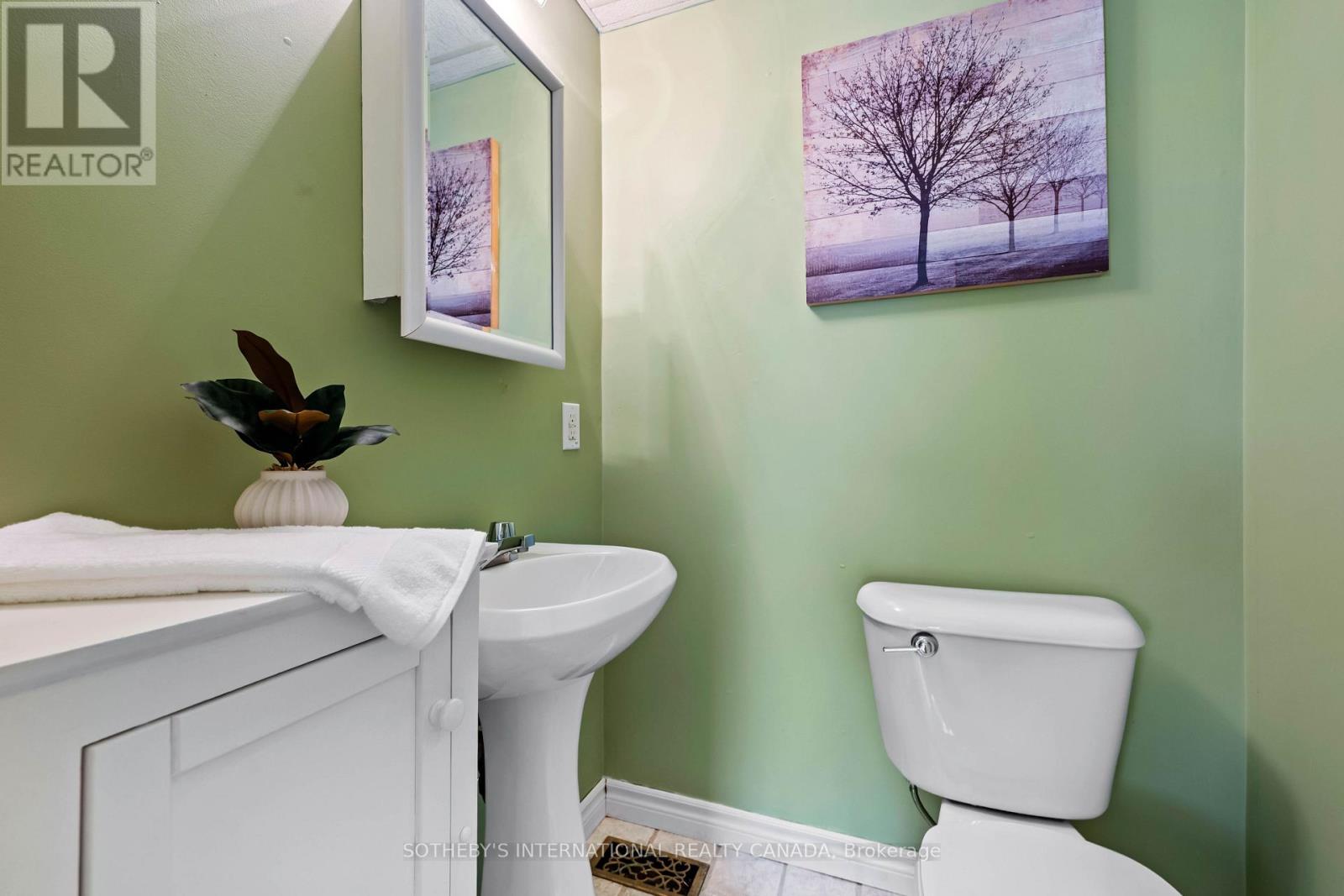 235 SPENCE STREET - 23