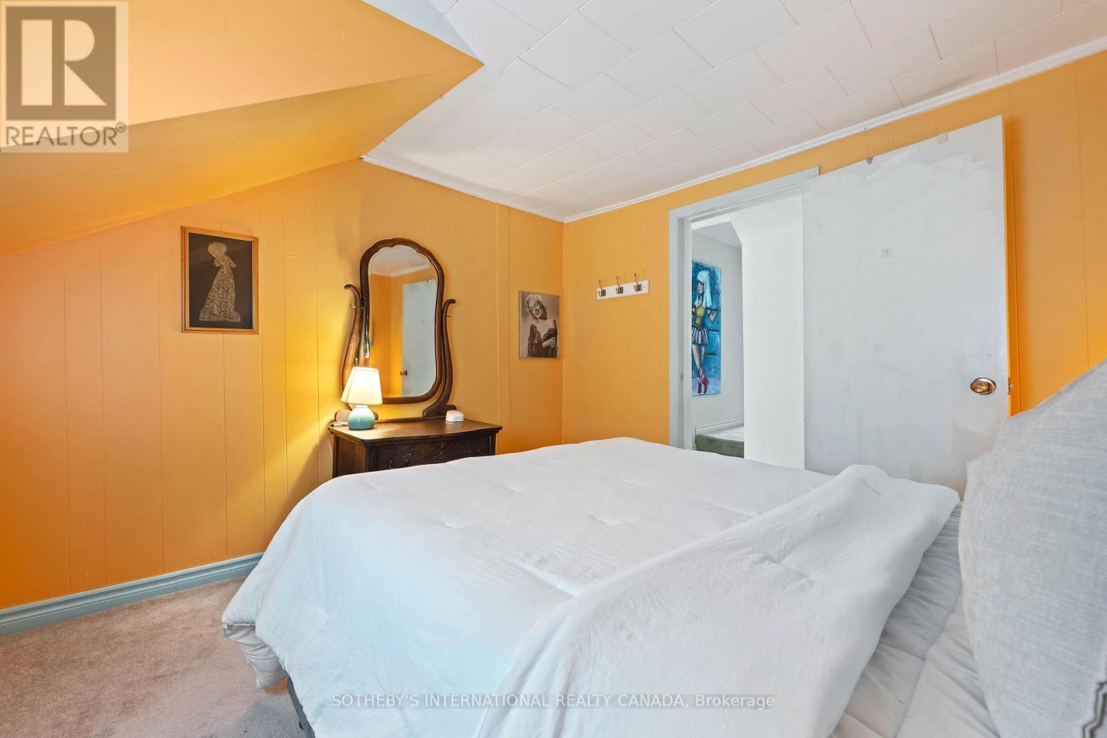 235 SPENCE STREET - 32
